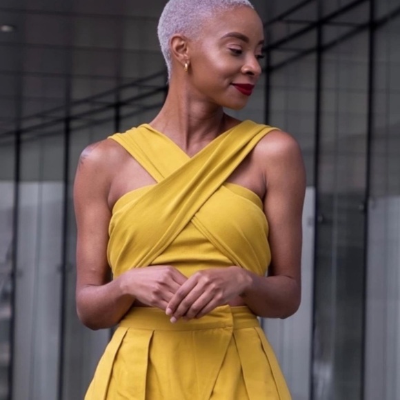 THE DROP Citronelle Bustier Wrap Around Rib Cropped Top - Picture 9 of 12